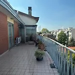 Garibaldi Terrace - Venice Penthouse Apartment